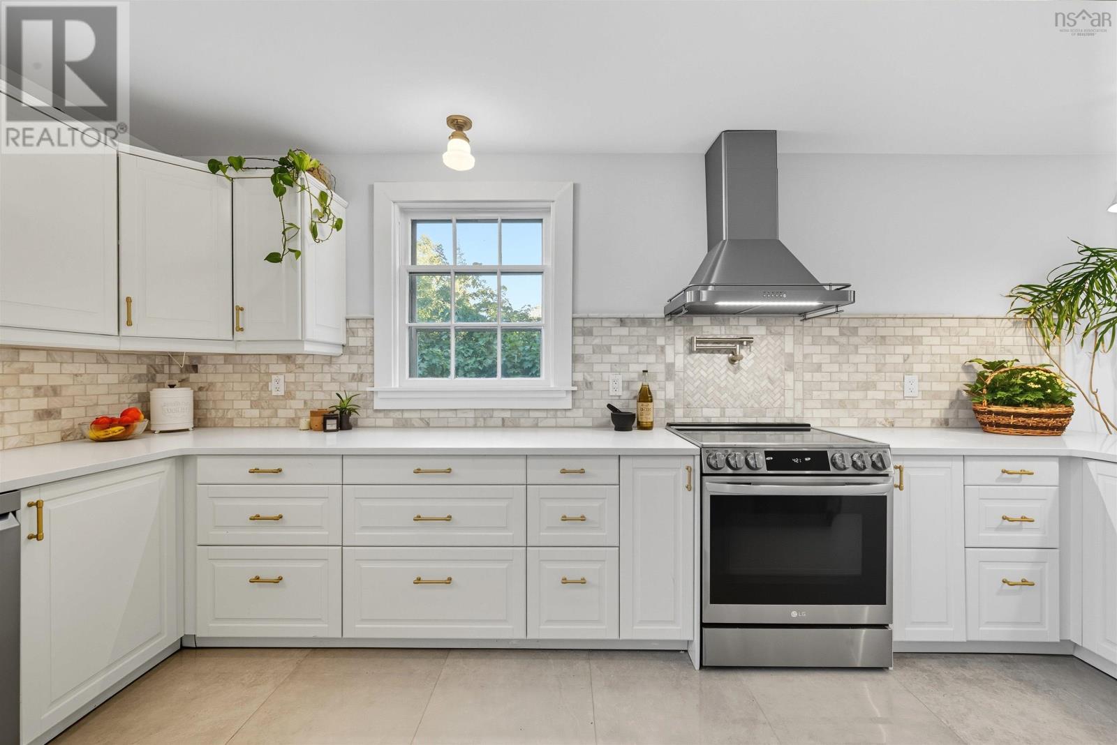 1535 King Street, Windsor, Nova Scotia  B0N 2T0 - Photo 4 - 202524874