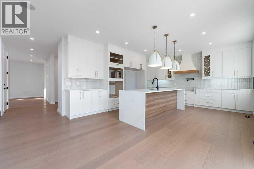 351 Waterford Grove, Chestermere, Alberta  T1X 2T9 - Photo 8 - A2247469