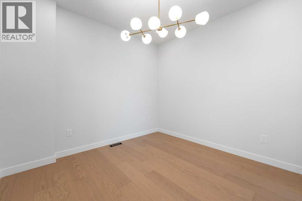 351 Waterford Grove, Chestermere, Alberta  T1X 2T9 - Photo 15 - A2247469