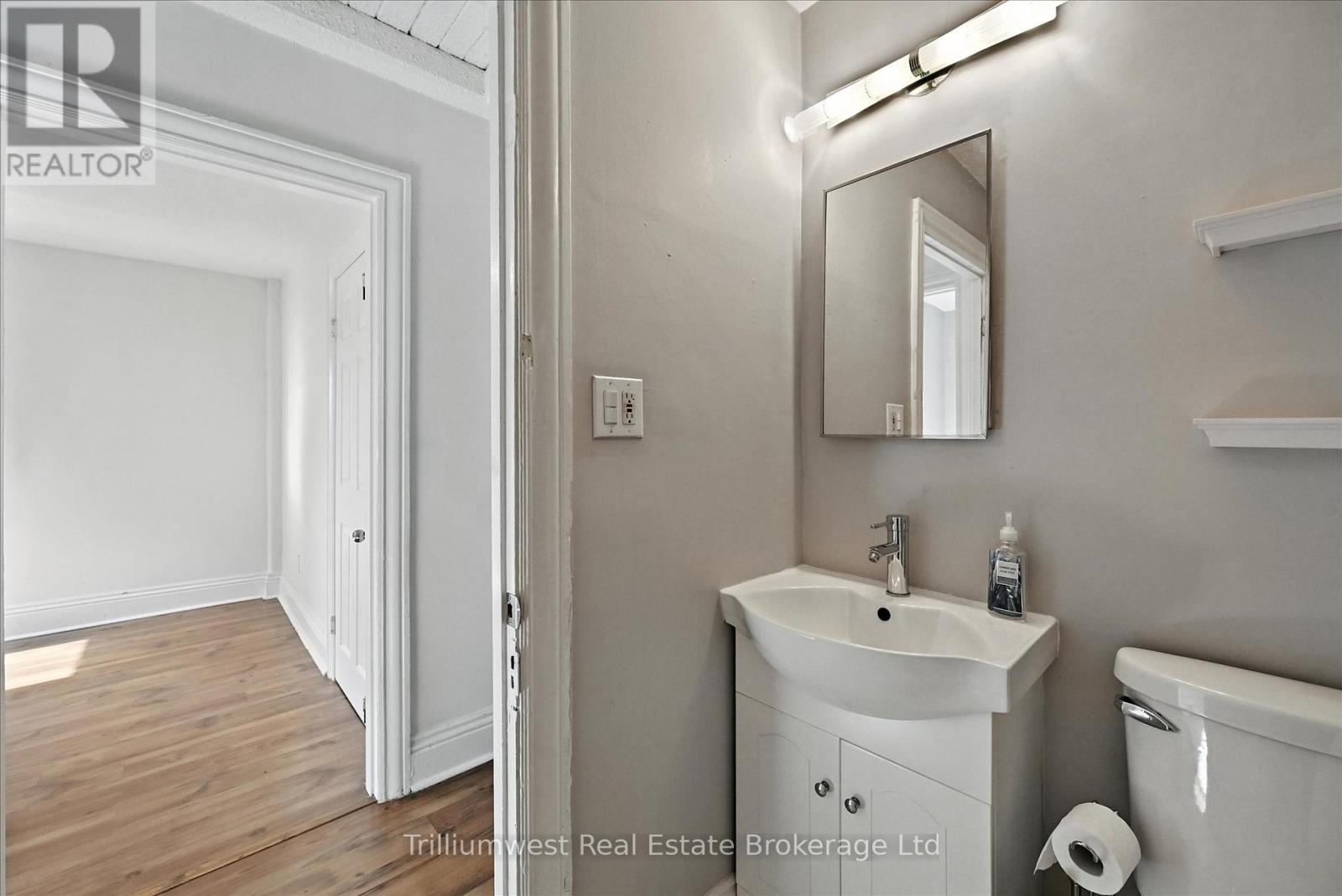 4 Madison Avenue, Hamilton, Ontario  L8L 5Y3 - Photo 36 - X12470317