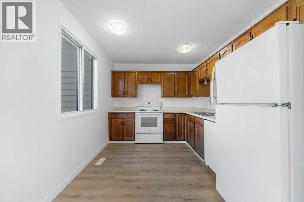 130 Pineset Place Ne, Calgary, Alberta  T1Y 2Y1 - Photo 14 - A2265142