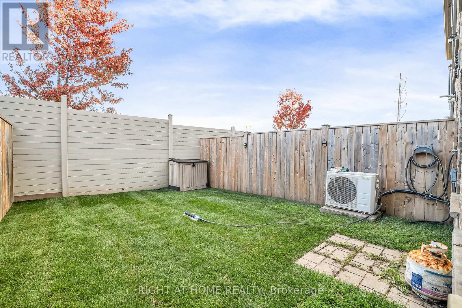 88 Winterton Court N, Orangeville, Ontario  L9W 6Z7 - Photo 34 - W12463644