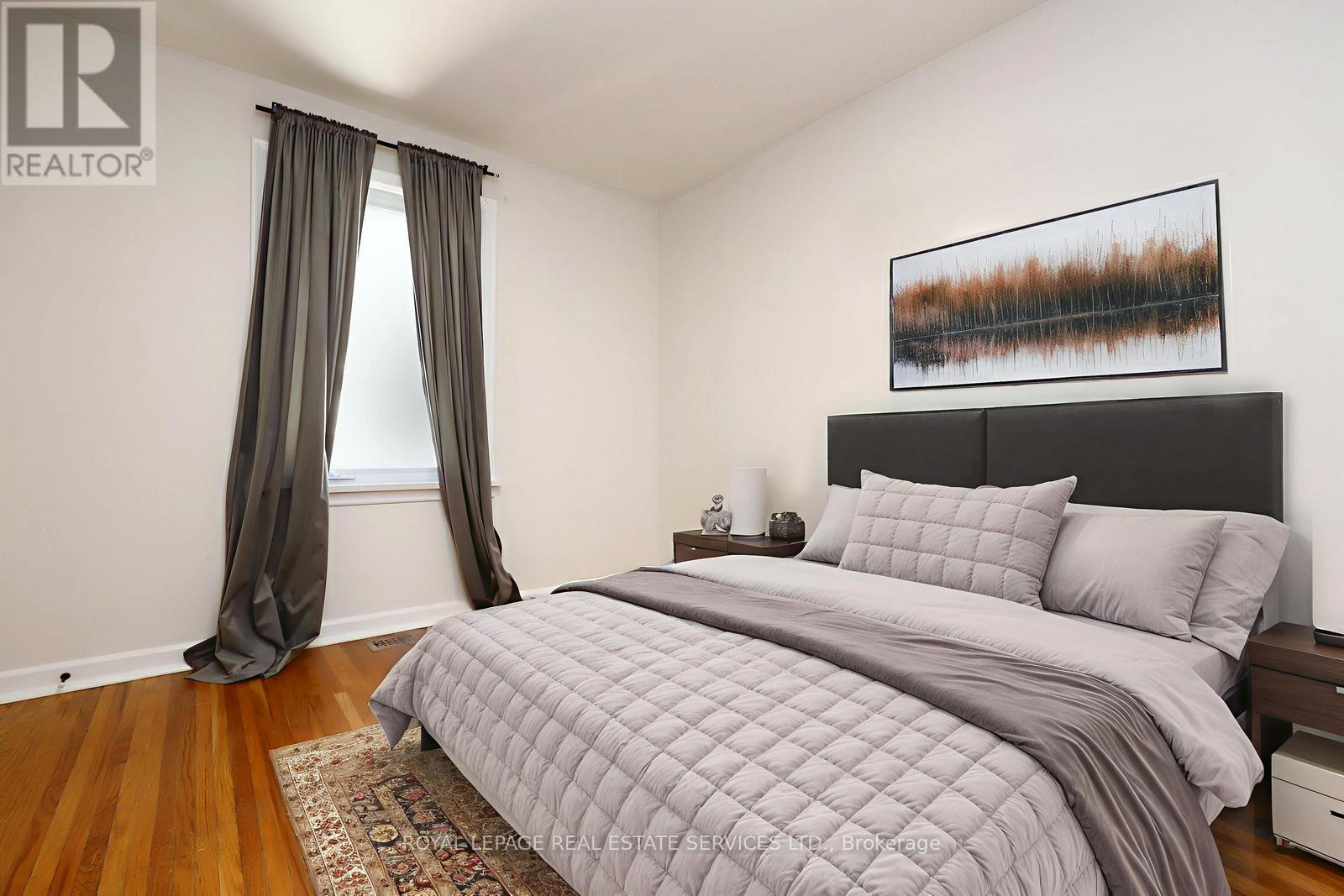 Main Floor - 13 Benson Avenue, Mississauga, Ontario  L5H 2P3 - Photo 11 - W12470279