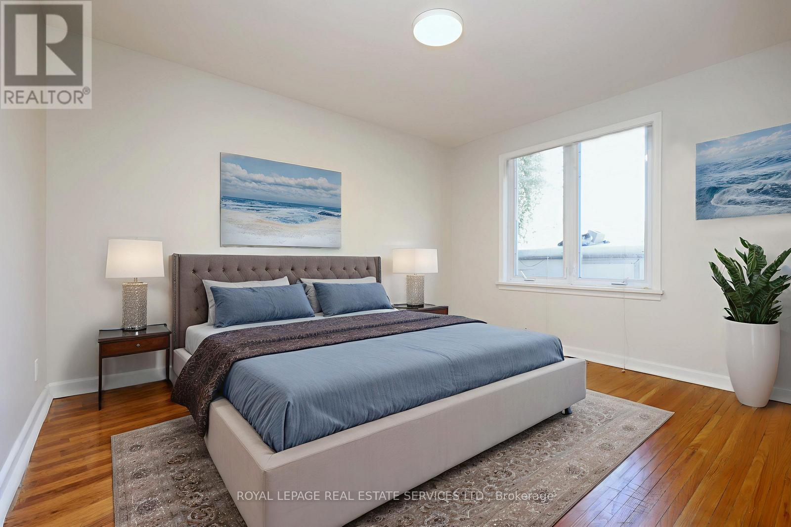 Main Floor - 13 Benson Avenue, Mississauga, Ontario  L5H 2P3 - Photo 14 - W12470279
