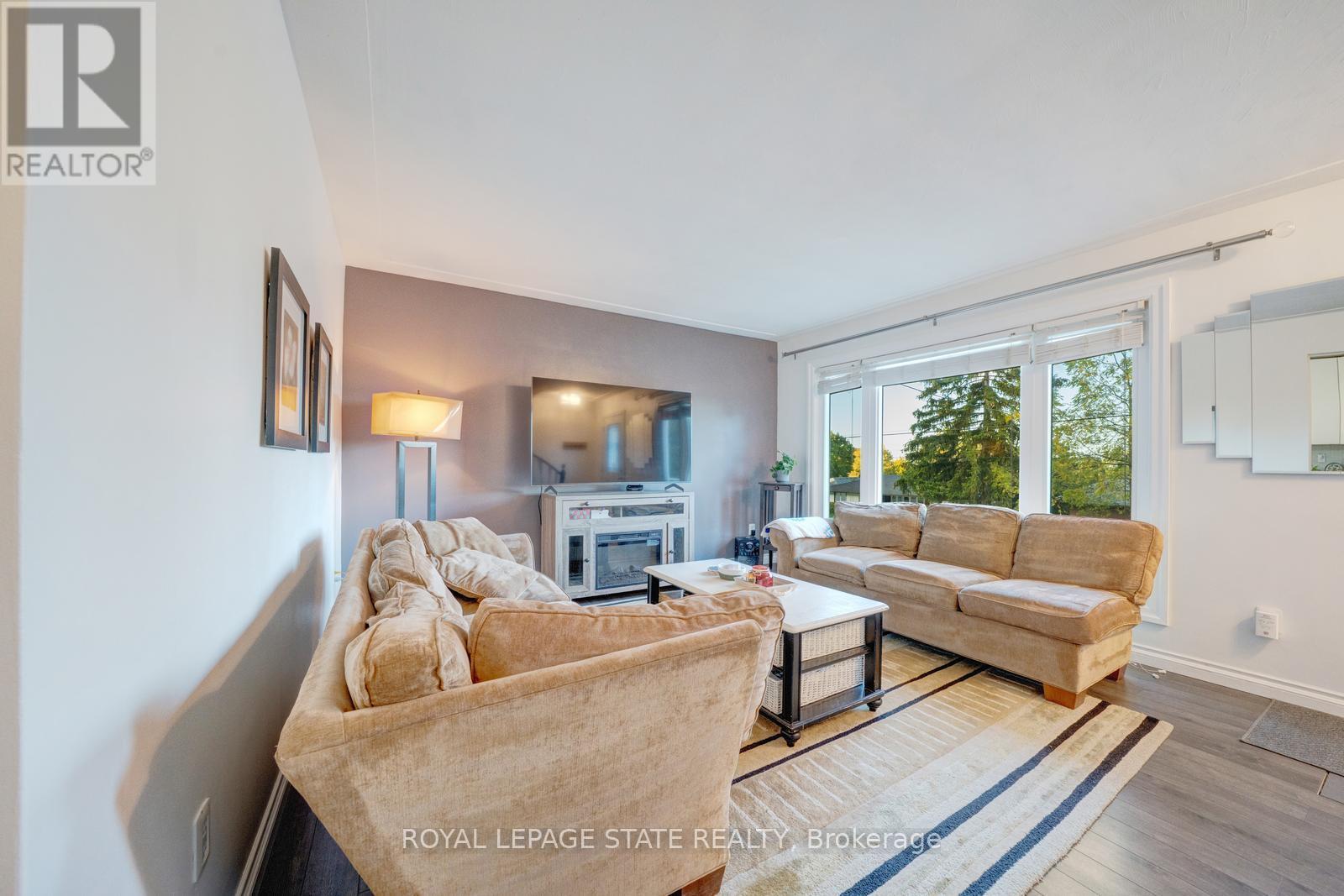 62 Brentwood Drive, Hamilton, Ontario  L8T 3V8 - Photo 17 - X12470269