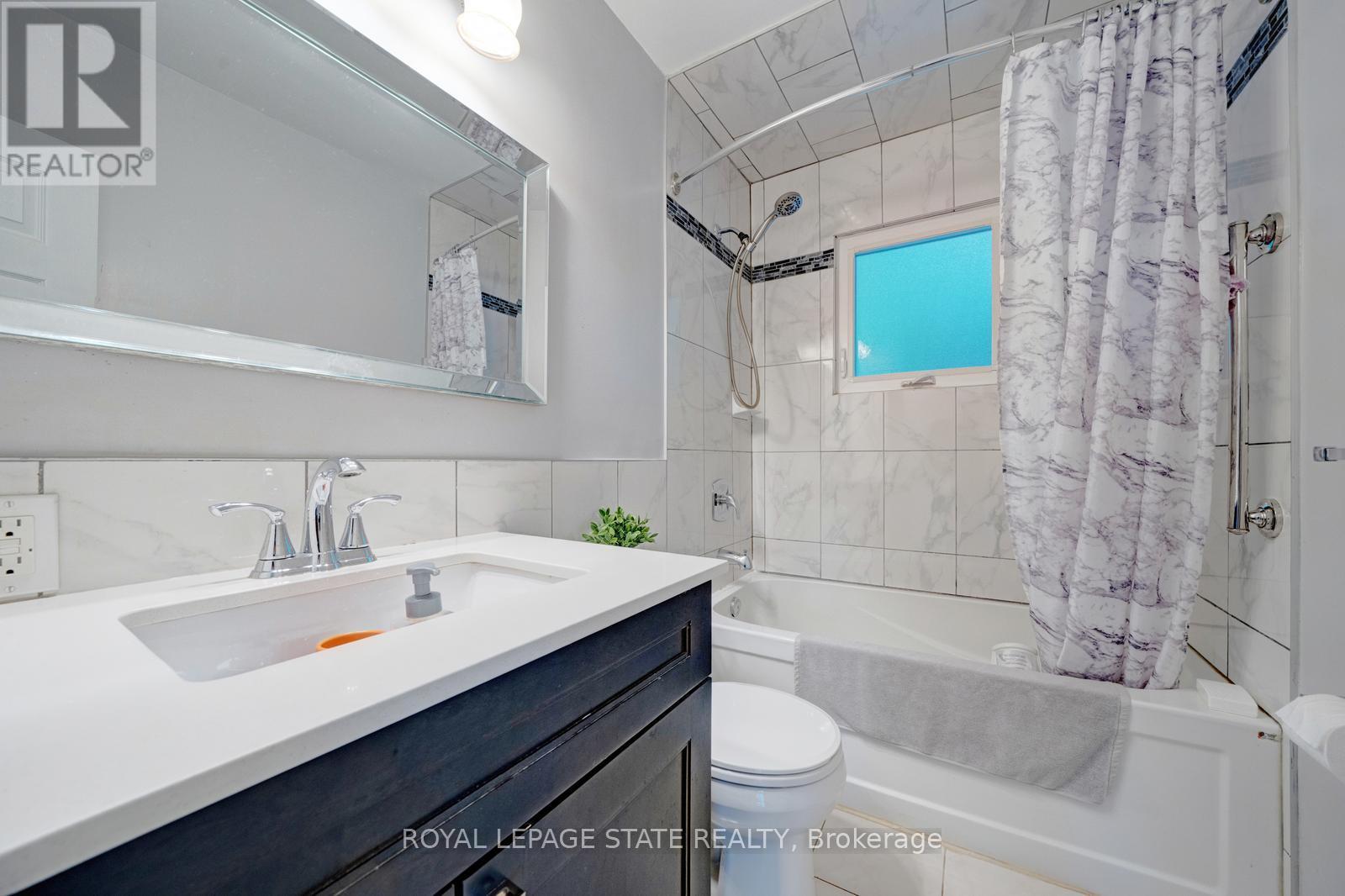 62 Brentwood Drive, Hamilton, Ontario  L8T 3V8 - Photo 23 - X12470269