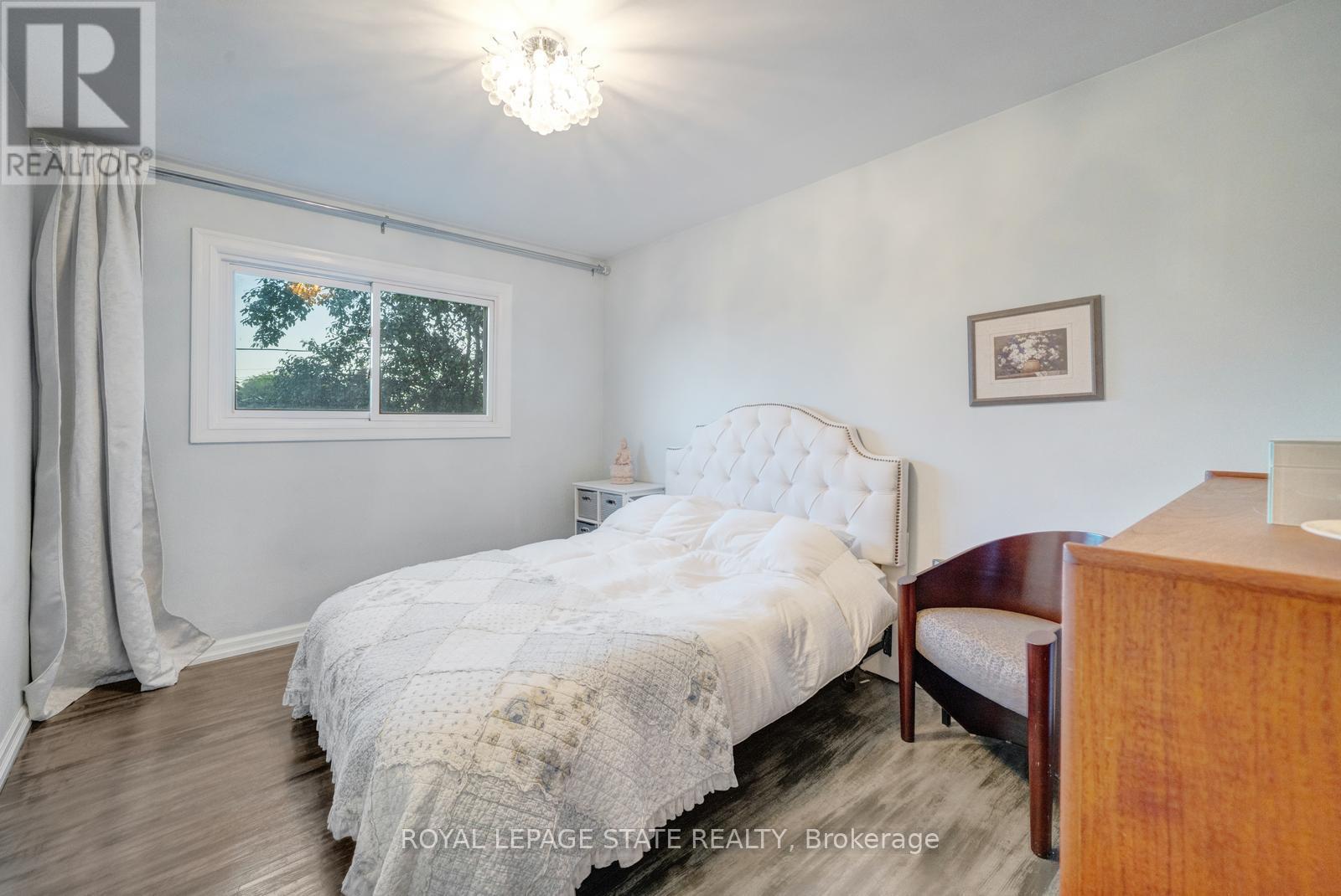62 Brentwood Drive, Hamilton, Ontario  L8T 3V8 - Photo 33 - X12470269