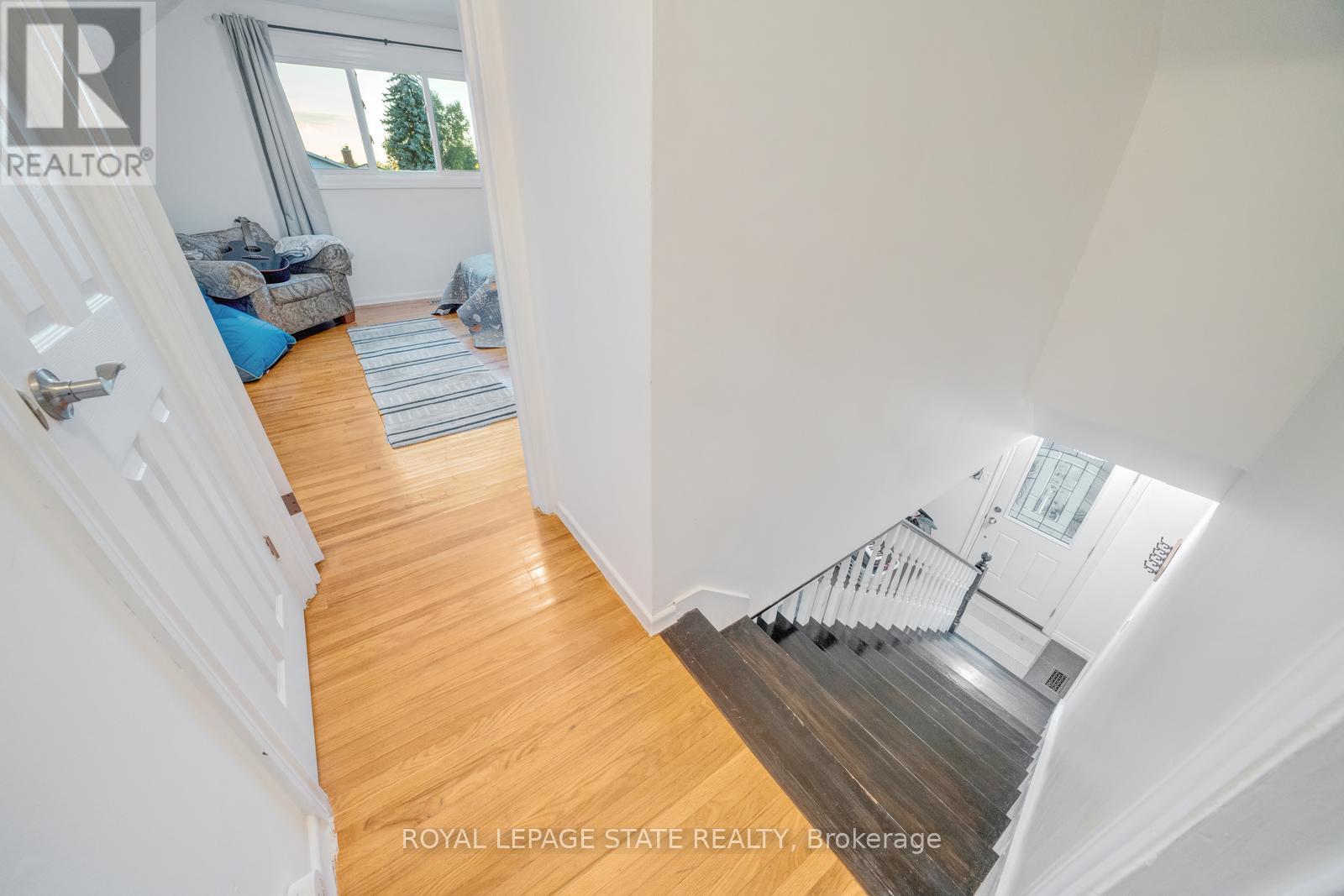 62 Brentwood Drive, Hamilton, Ontario  L8T 3V8 - Photo 39 - X12470269