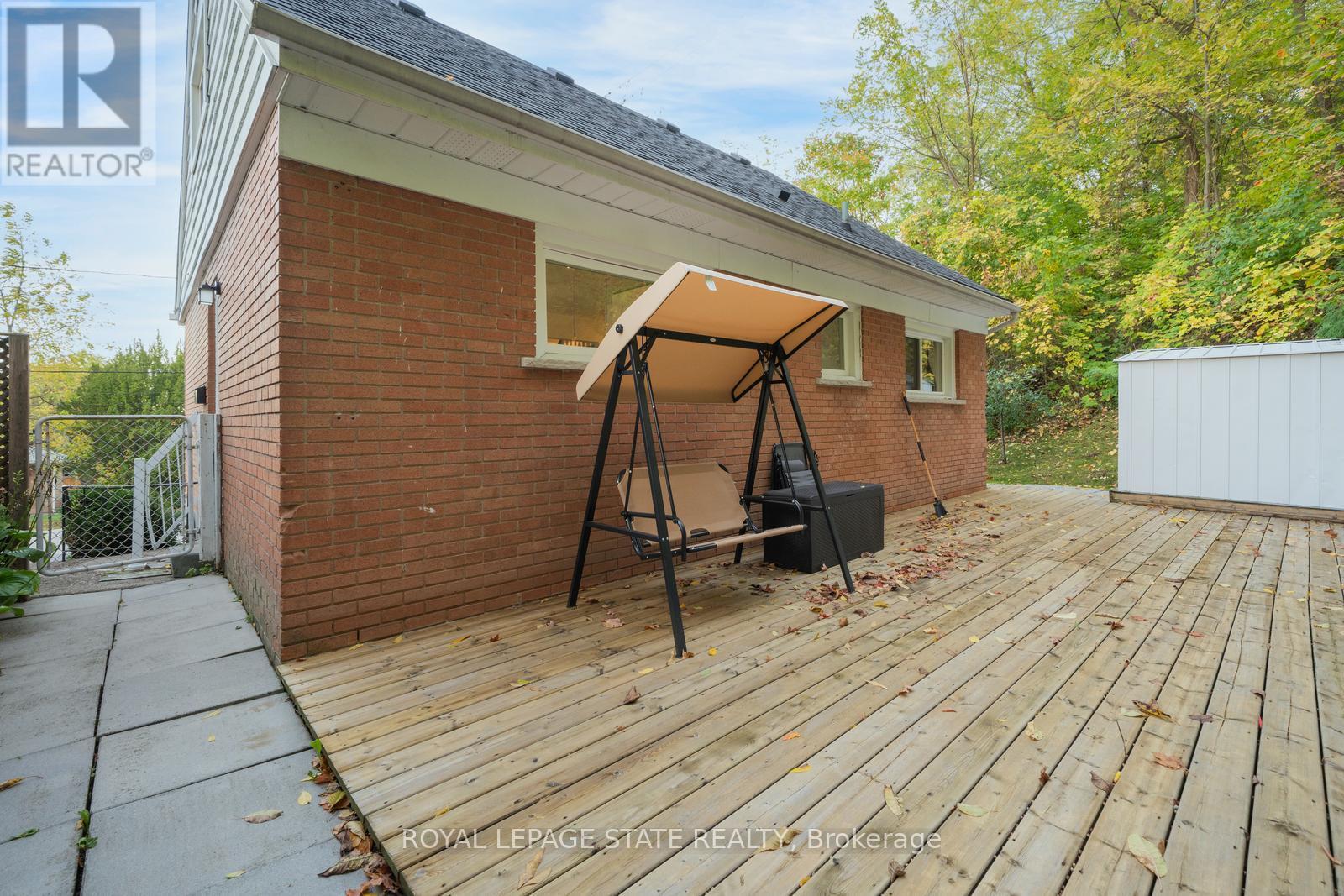 62 Brentwood Drive, Hamilton, Ontario  L8T 3V8 - Photo 47 - X12470269