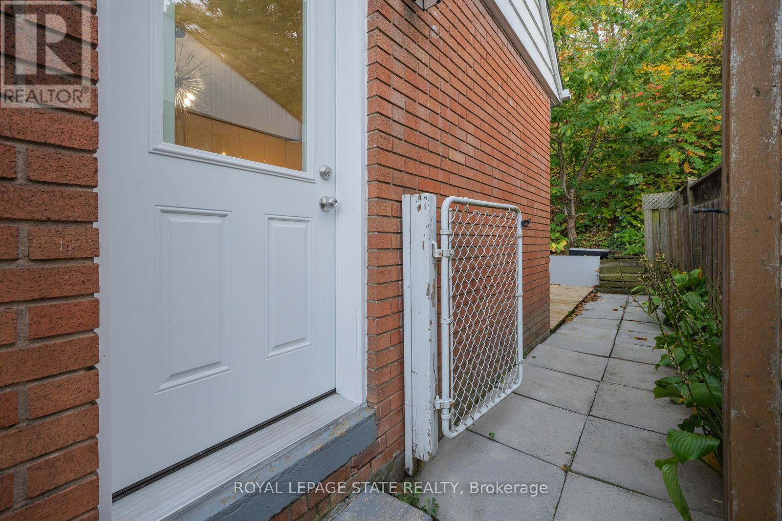 62 Brentwood Drive, Hamilton, Ontario  L8T 3V8 - Photo 49 - X12470269