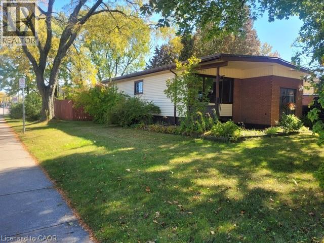 89 Deschene Avenue, Hamilton, Ontario  L9A 3J9 - Photo 2 - 40780328