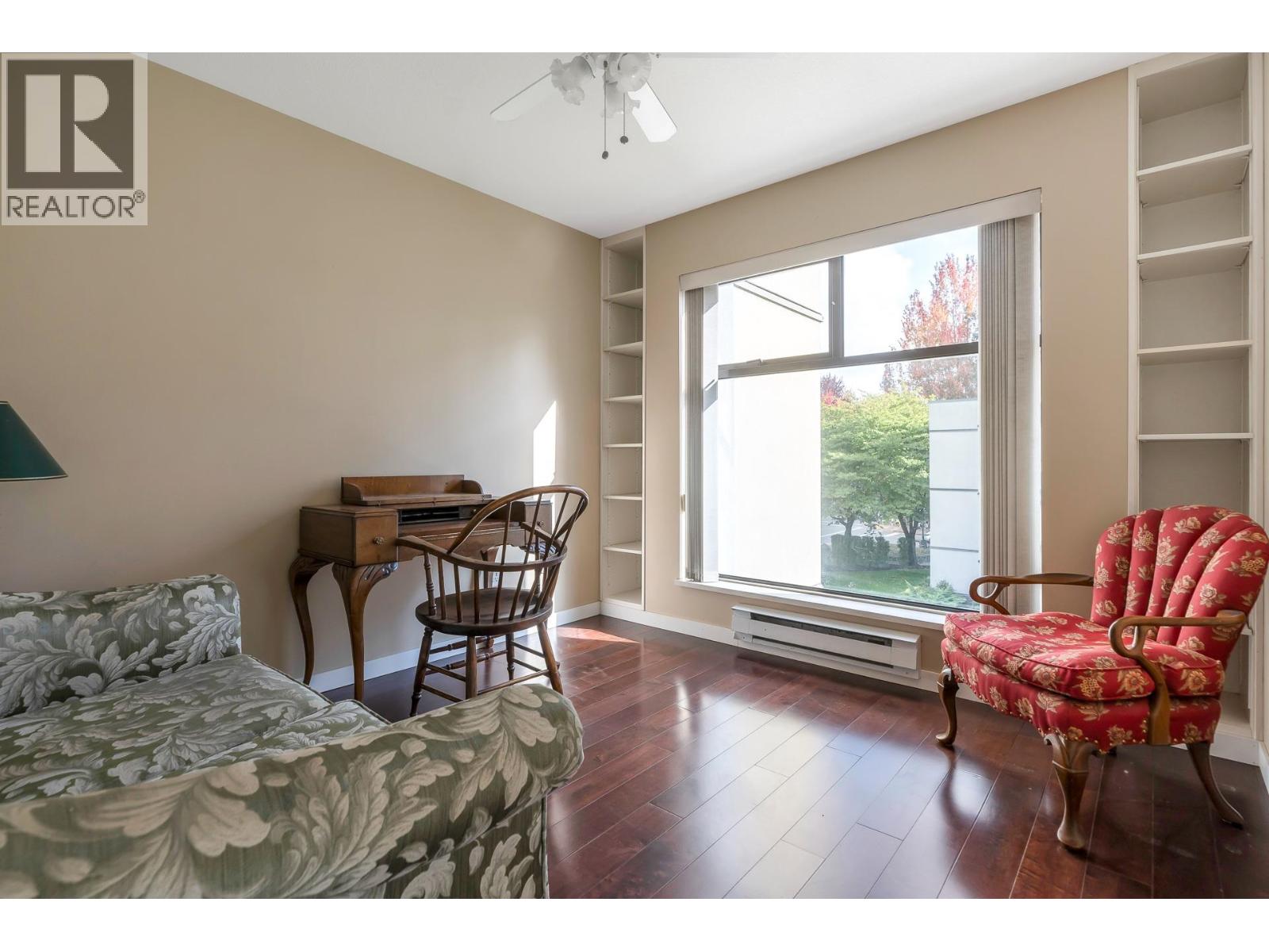 304 2968 Burlington Drive, Coquitlam, British Columbia  V3B 7N4 - Photo 3 - R3059178