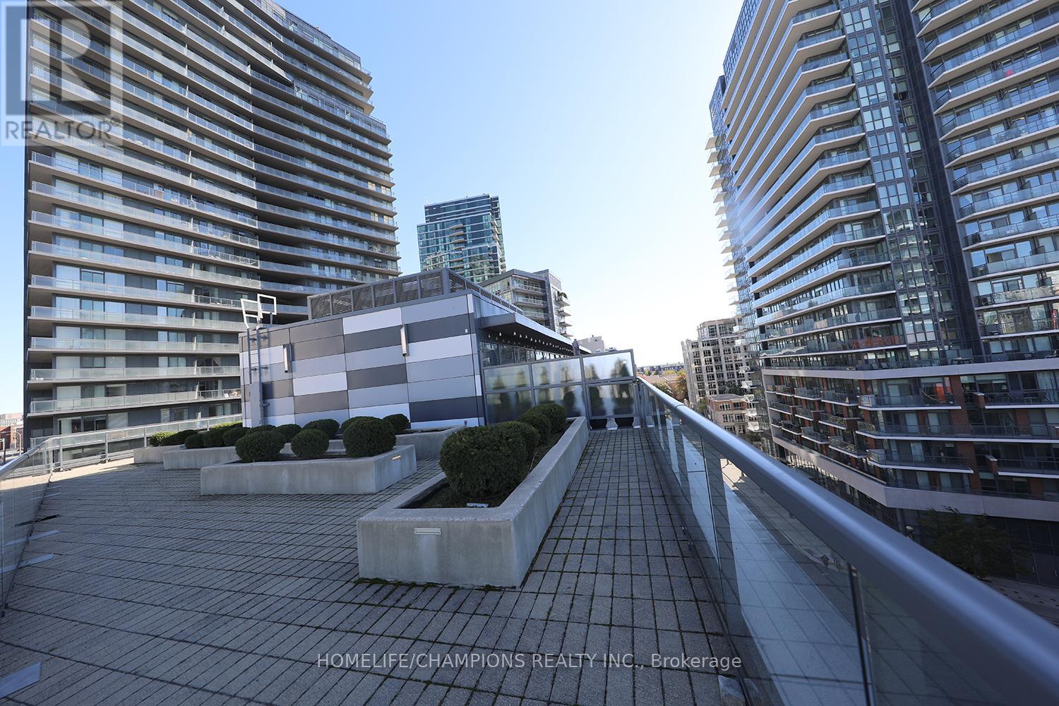Th10 - 20 Bruyeres Mews, Toronto, Ontario  M5V 0G8 - Photo 22 - C12470315