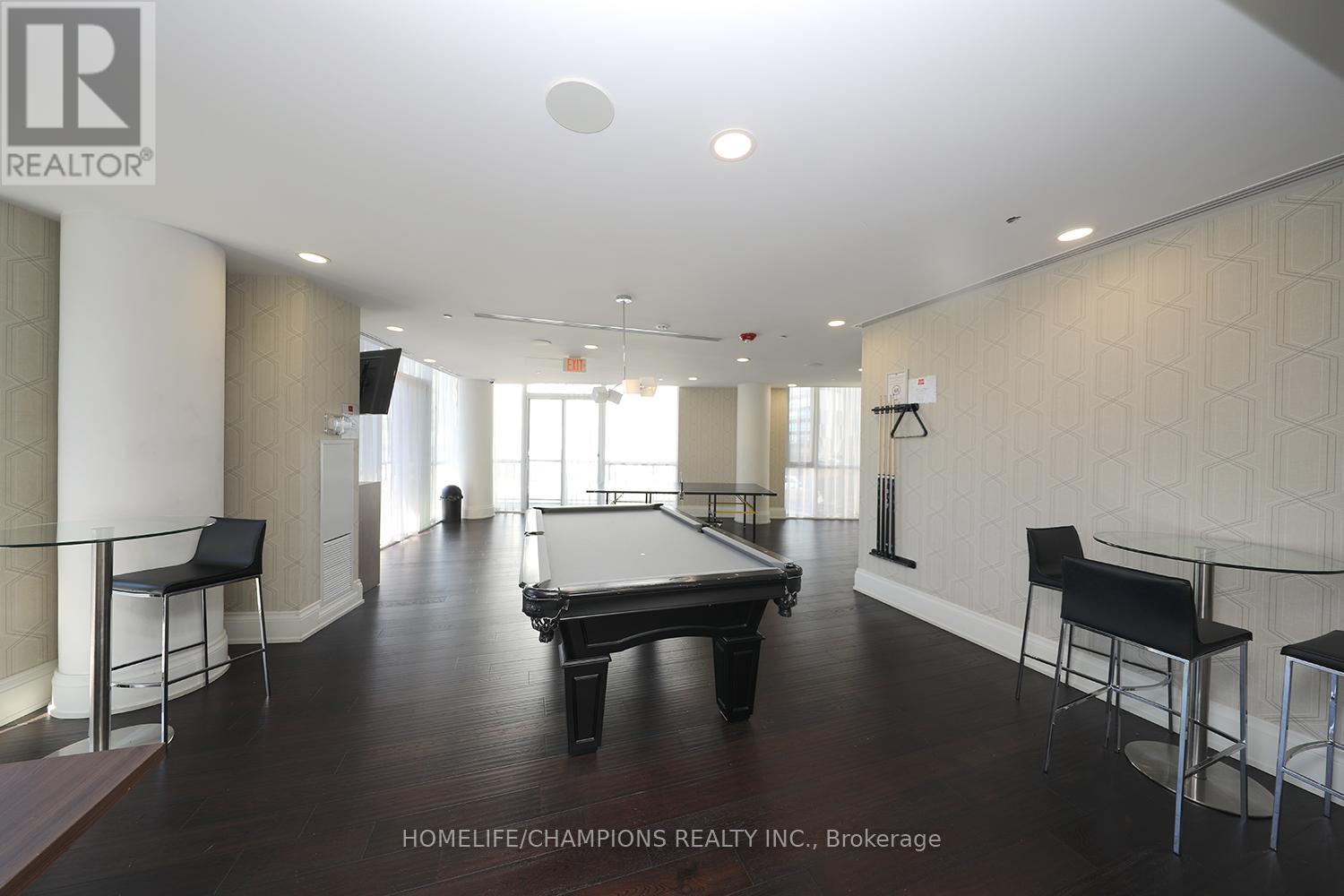 Th10 - 20 Bruyeres Mews, Toronto, Ontario  M5V 0G8 - Photo 31 - C12470315