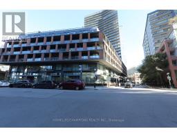 TH10 - 20 BRUYERES MEWS, Toronto, Ontario