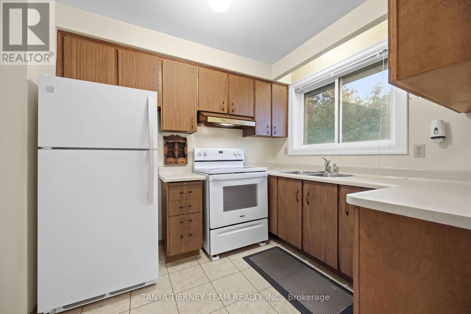 475 Central Pk Boulevard N, Oshawa, Ontario  L1G 6A2 - Photo 10 - E12470313