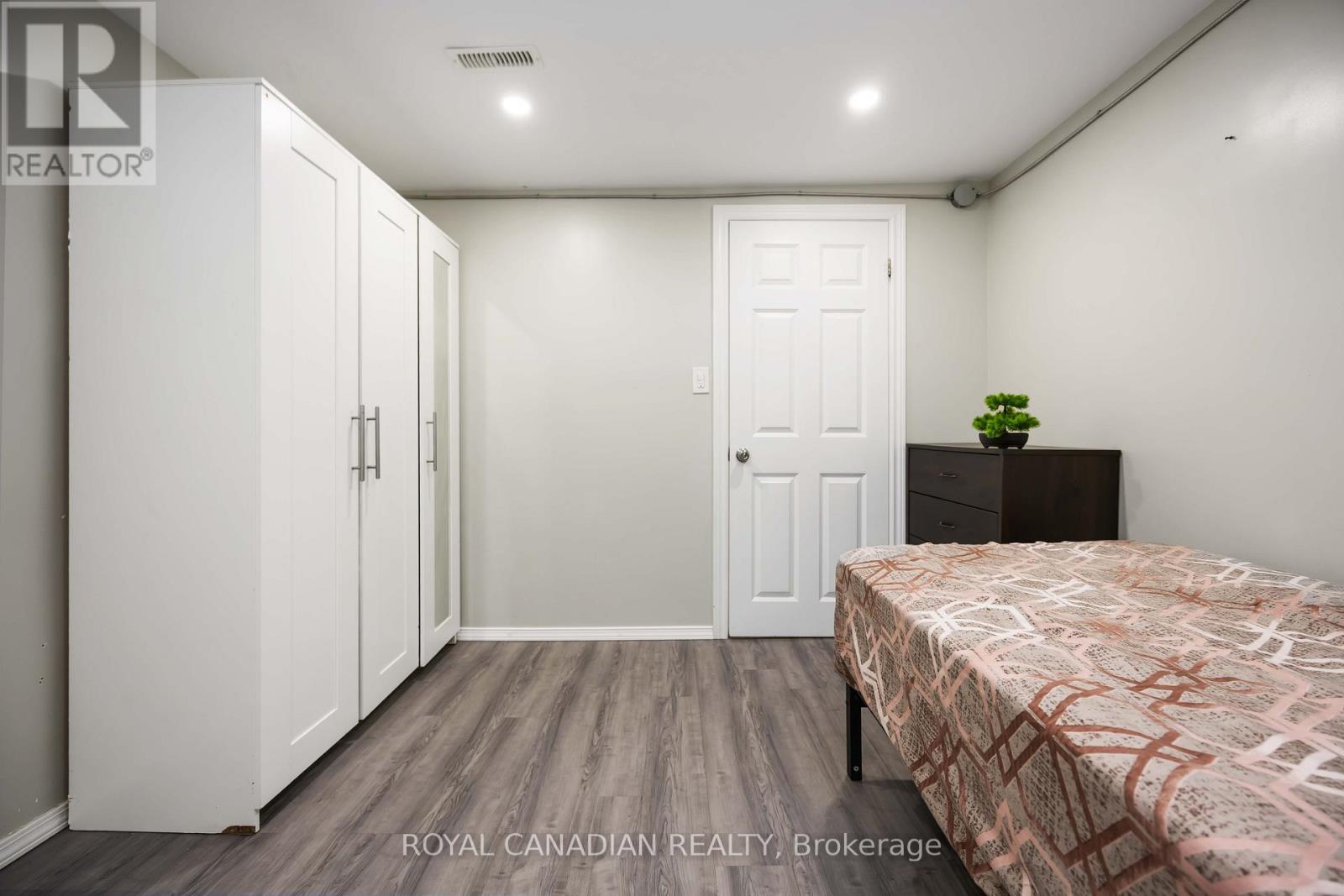 1057 King Street E, Oshawa, Ontario  L1H 1H6 - Photo 36 - E12470316