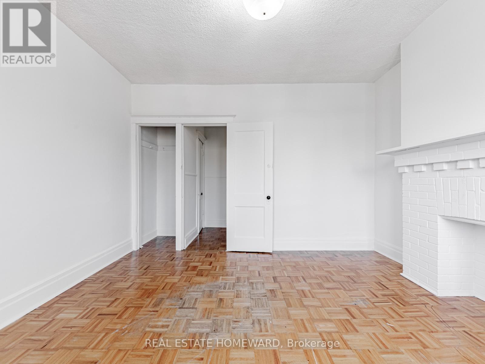 1188 Ossington Avenue, Toronto, Ontario  M6G 3W1 - Photo 17 - C12310457