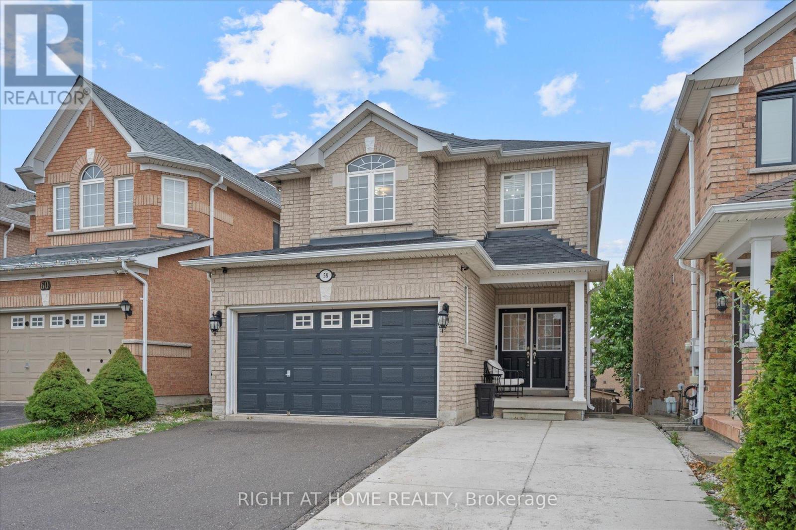 58 LINDENSHIRE AVENUE, Vaughan, Ontario