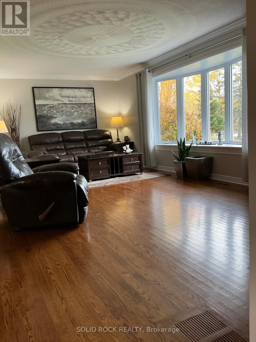 2278 Russland Road E, Russell, Ontario  K0A 3H0 - Photo 9 - X12440984