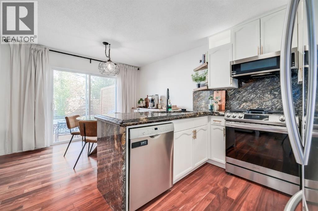 30 Royal Elm Drive Nw, Calgary, Alberta  T3G 5P7 - Photo 5 - A2263168