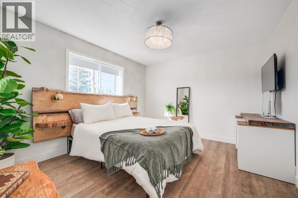 30 Royal Elm Drive Nw, Calgary, Alberta  T3G 5P7 - Photo 15 - A2263168
