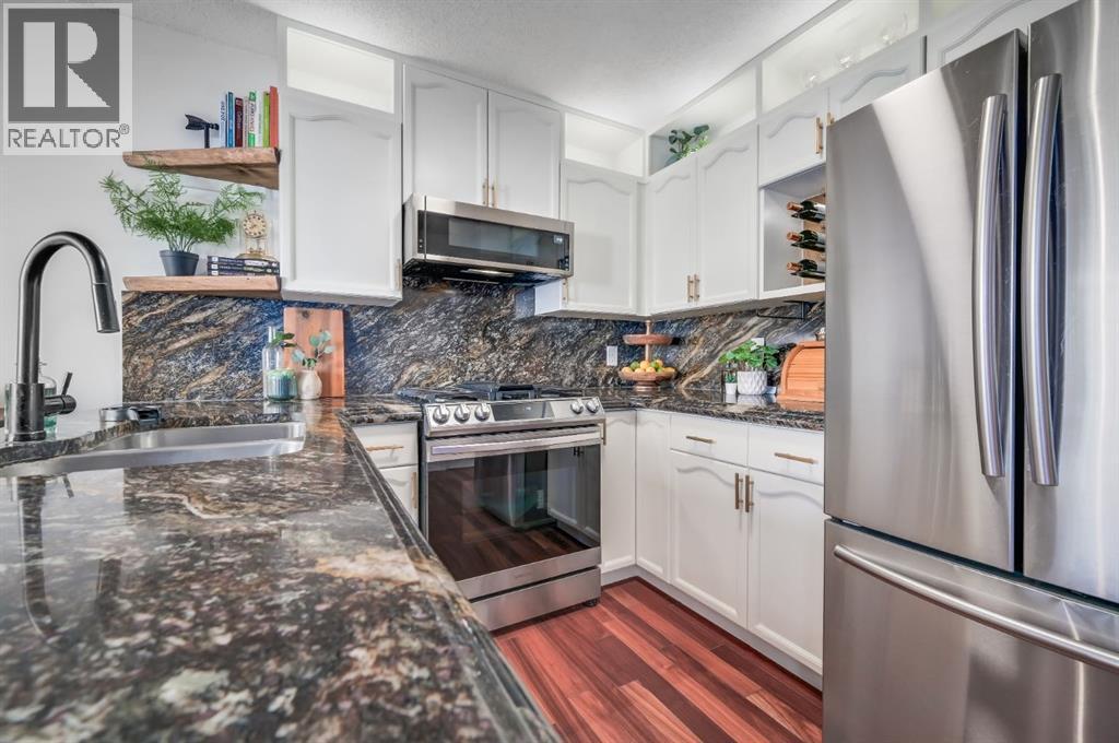 30 Royal Elm Drive Nw, Calgary, Alberta  T3G 5P7 - Photo 6 - A2263168