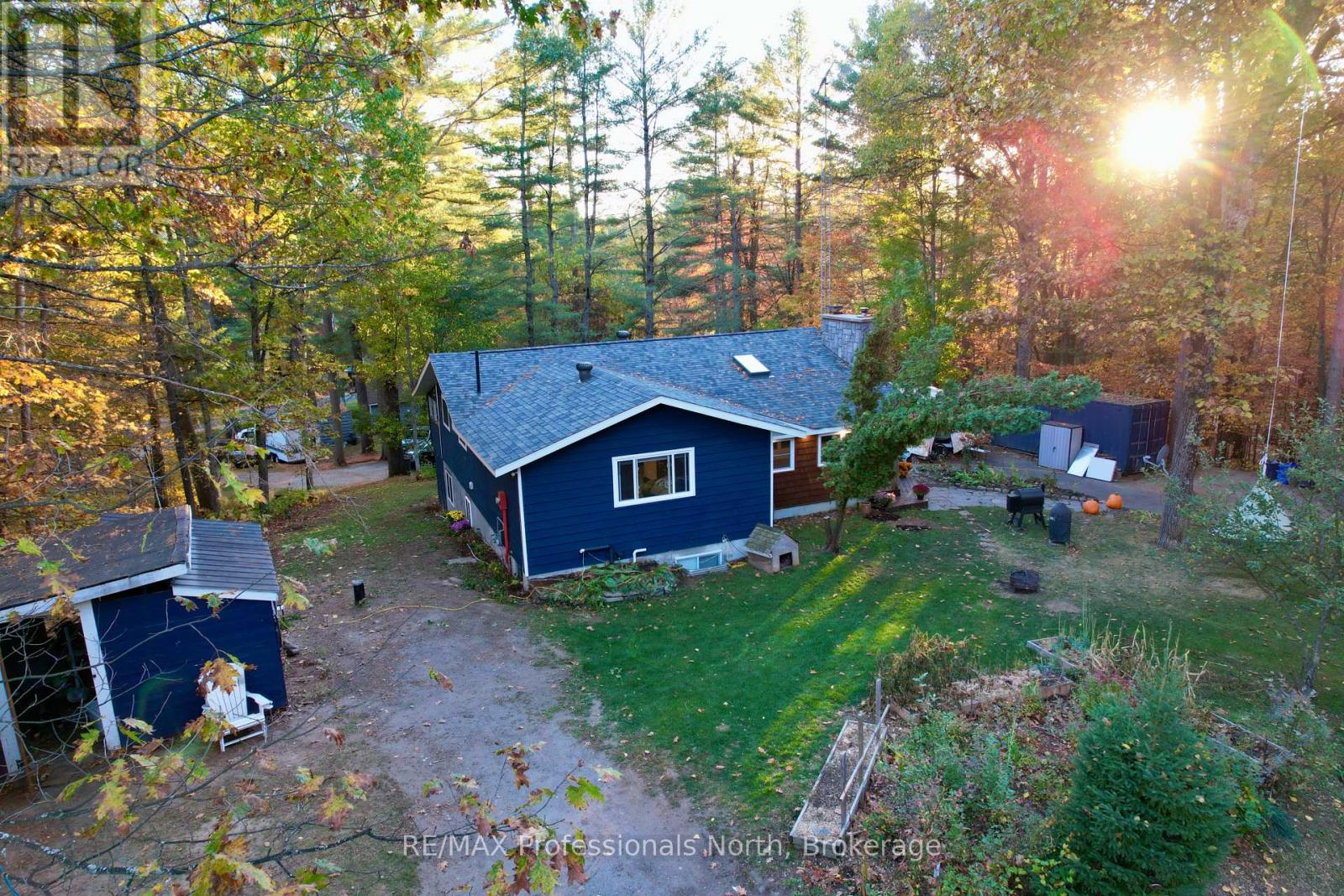 31 Falls View Road, Huntsville, Ontario  P0B 1L0 - Photo 8 - X12470334