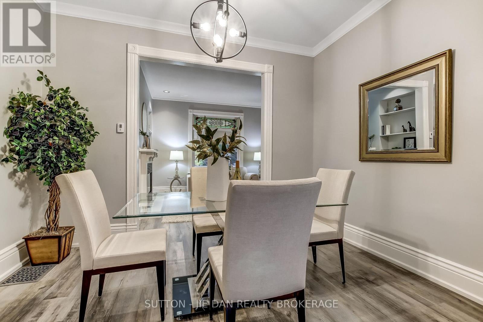 335 St James Street, London East, Ontario  N6A 1X6 - Photo 10 - X12470338