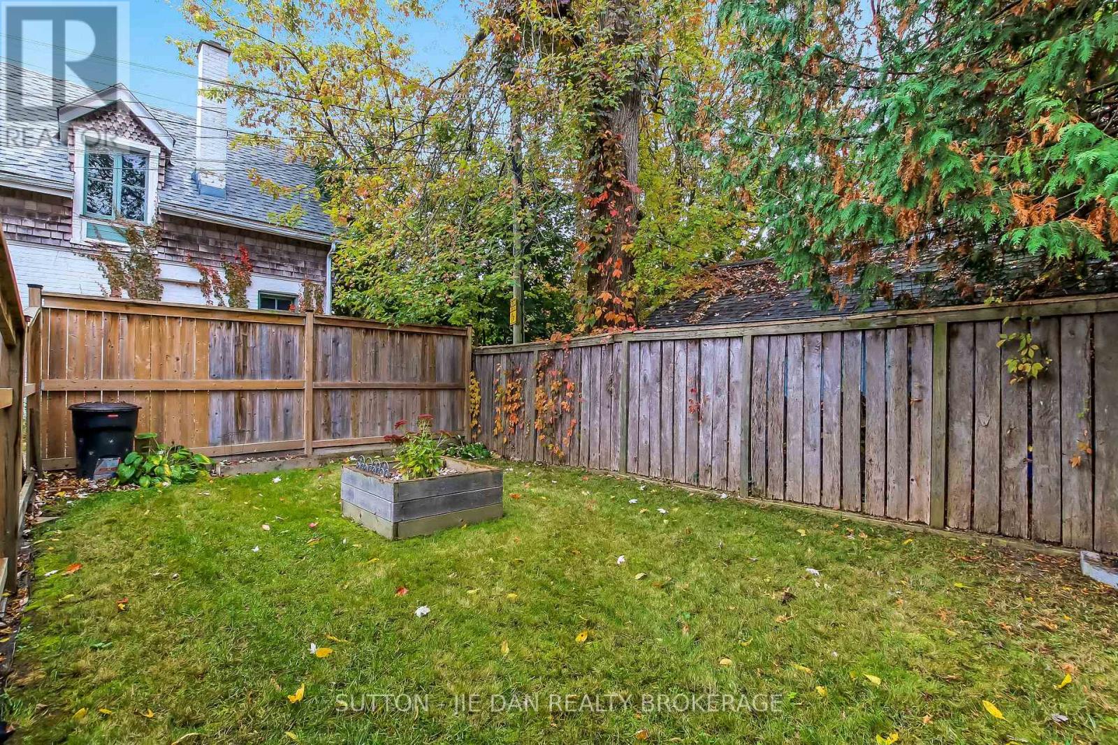 335 St James Street, London East, Ontario  N6A 1X6 - Photo 27 - X12470338
