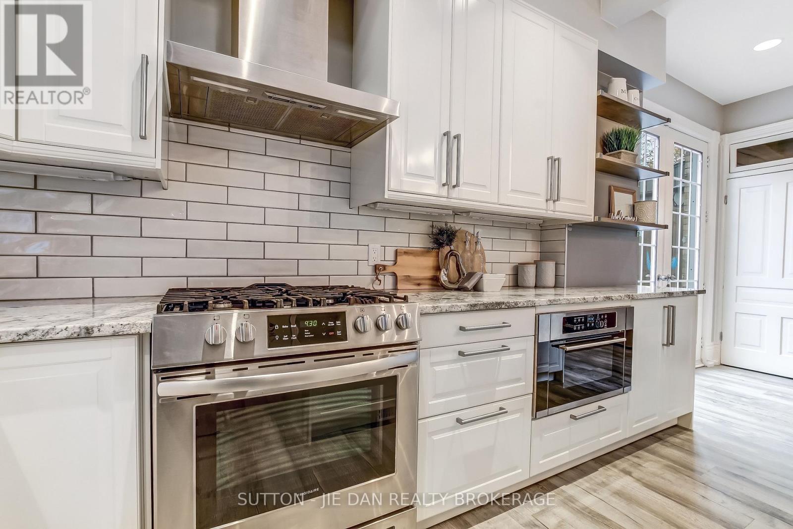335 St James Street, London East, Ontario  N6A 1X6 - Photo 9 - X12470338