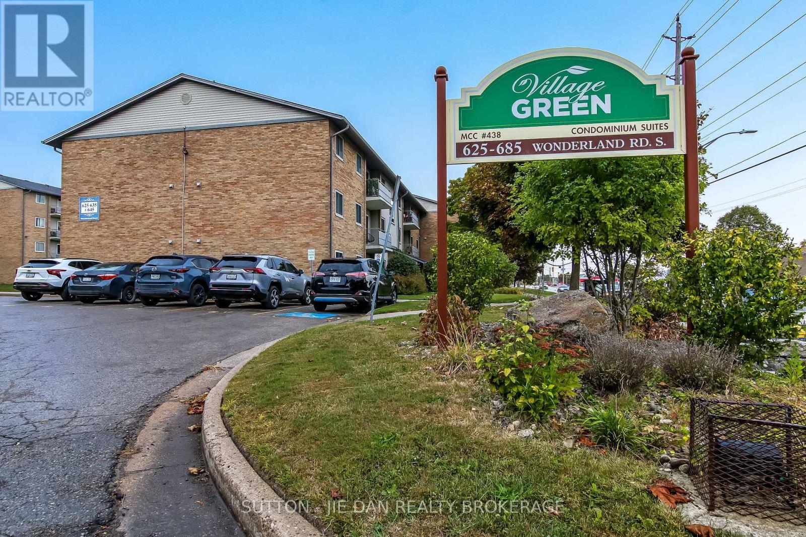 11 - 635 Wonderland Road S, London South (South M), Ontario  N6K 1M1 - Photo 13 - X12470340