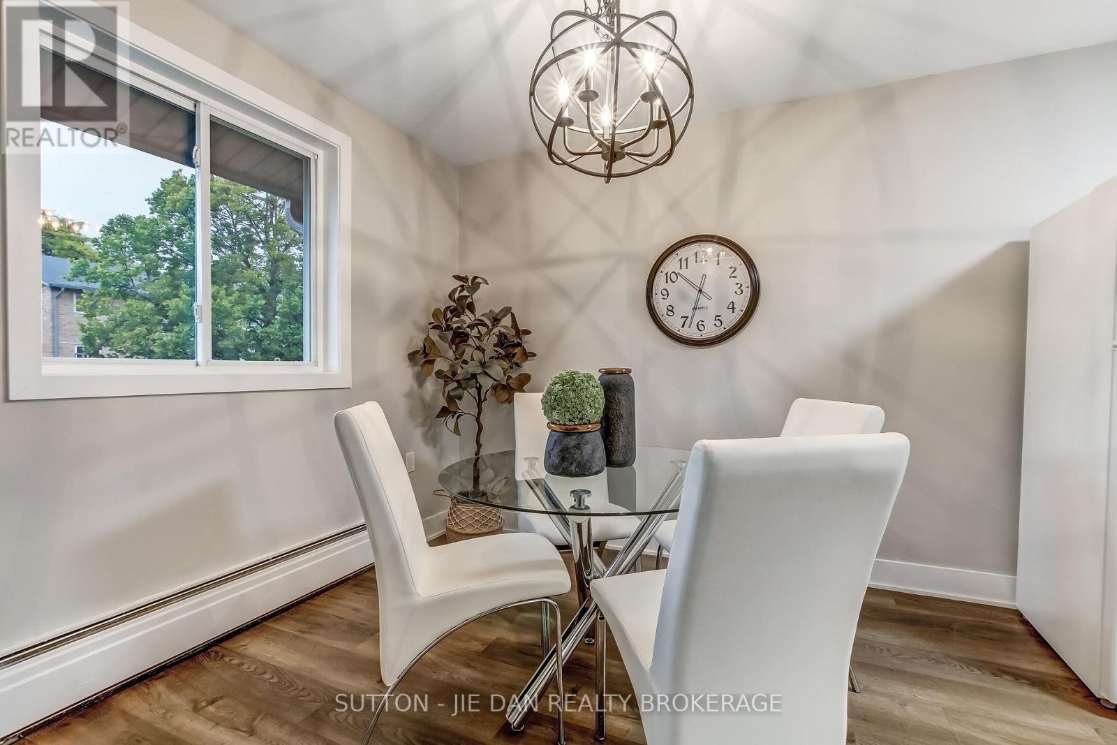 11 - 635 Wonderland Road S, London South (South M), Ontario  N6K 1M1 - Photo 7 - X12470340