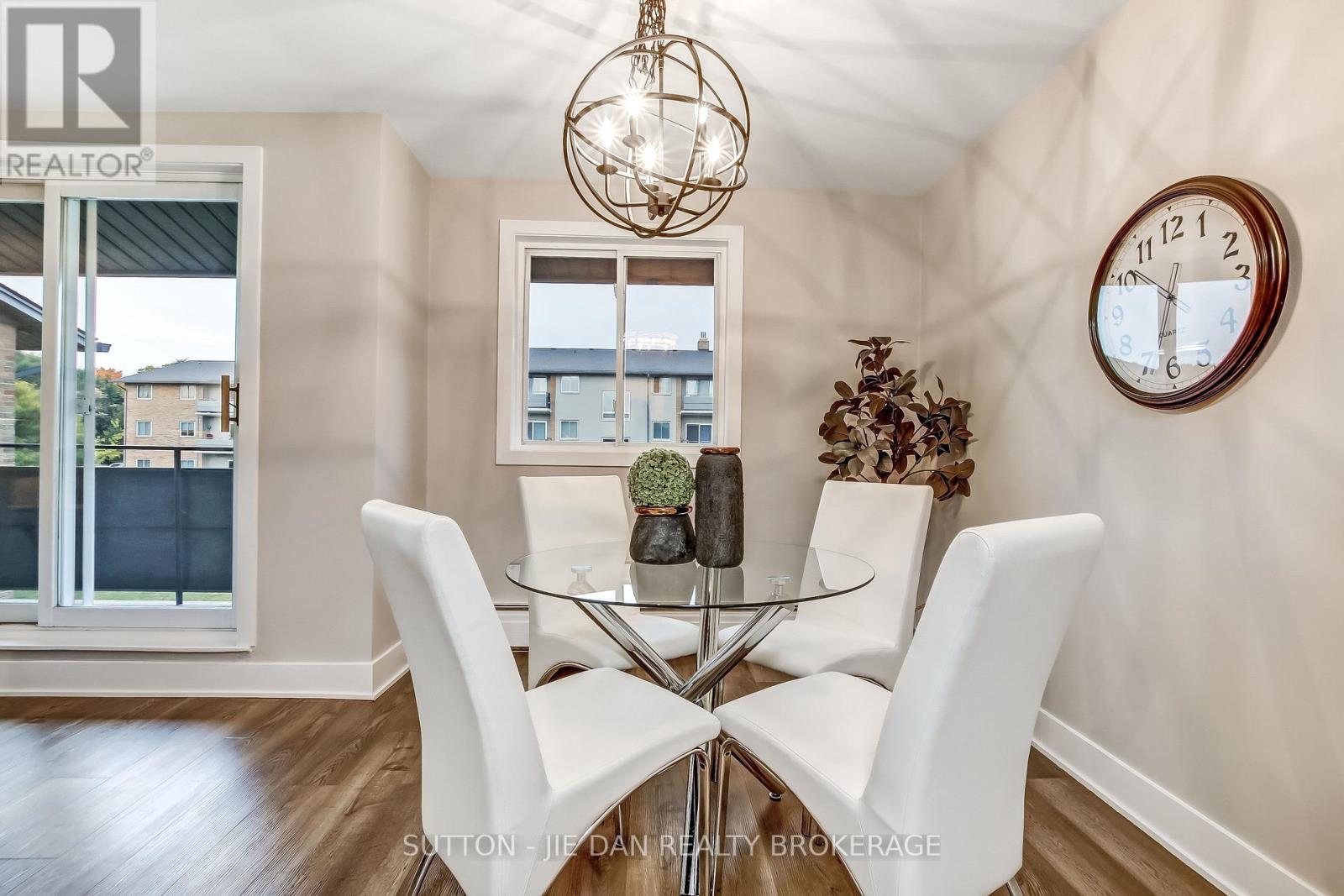 11 - 635 Wonderland Road S, London South (South M), Ontario  N6K 1M1 - Photo 8 - X12470340