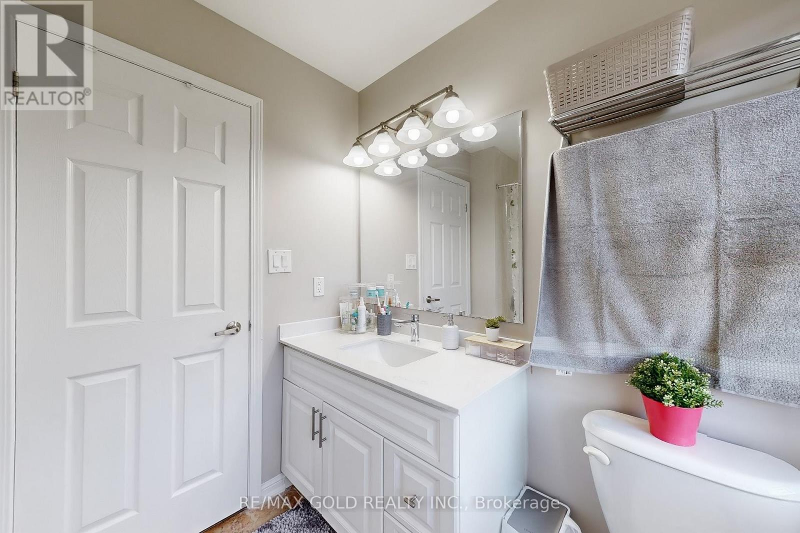 933 Raftis Crescent, Milton, Ontario  L9T 6Z1 - Photo 29 - W12470286