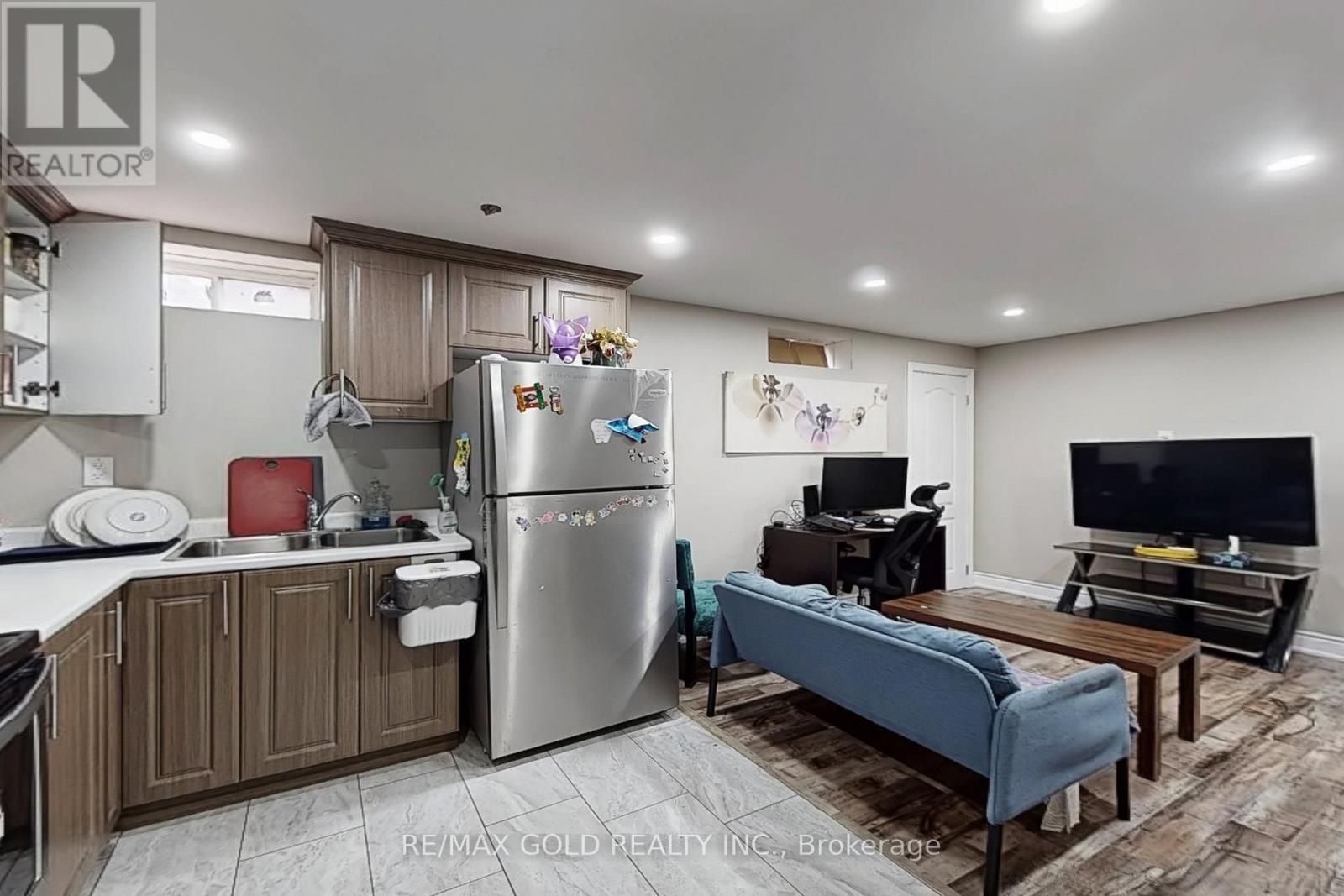 933 Raftis Crescent, Milton, Ontario  L9T 6Z1 - Photo 31 - W12470286
