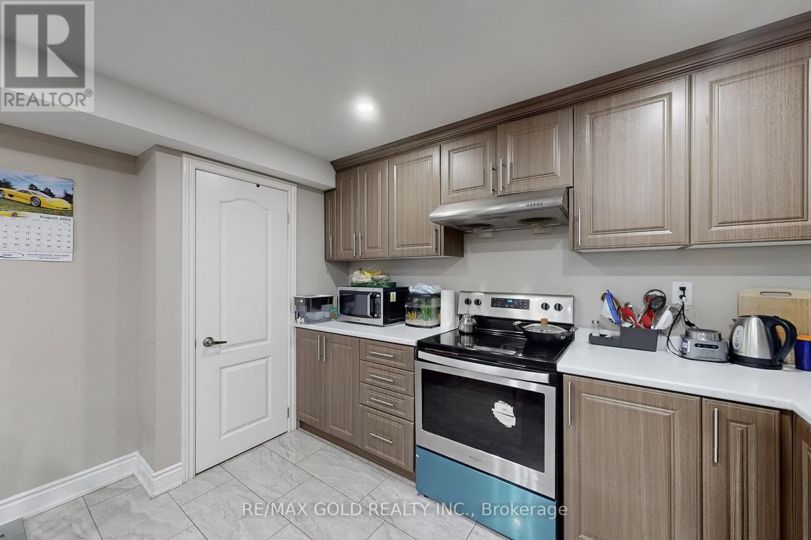 933 Raftis Crescent, Milton, Ontario  L9T 6Z1 - Photo 34 - W12470286