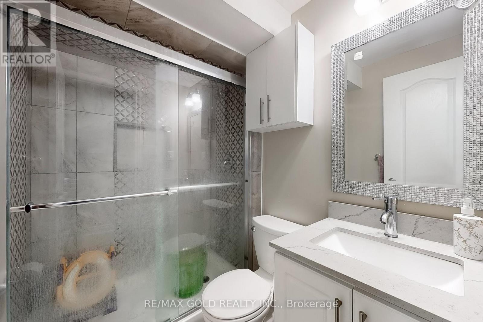 933 Raftis Crescent, Milton, Ontario  L9T 6Z1 - Photo 37 - W12470286