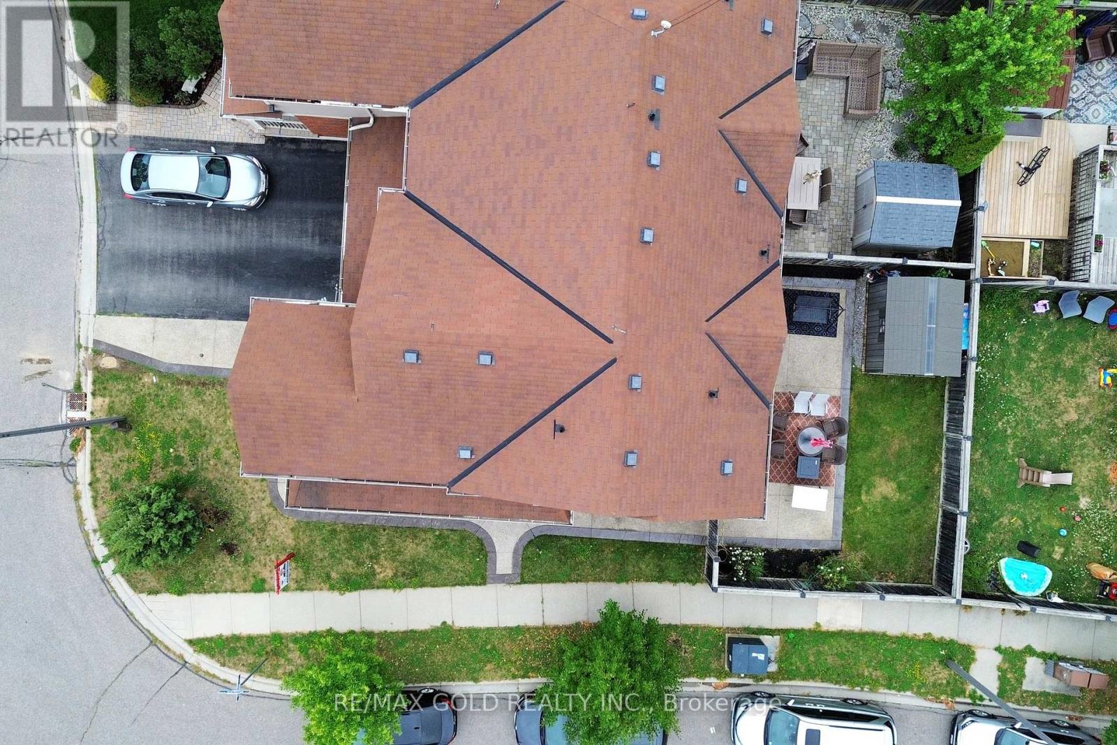933 Raftis Crescent, Milton, Ontario  L9T 6Z1 - Photo 47 - W12470286