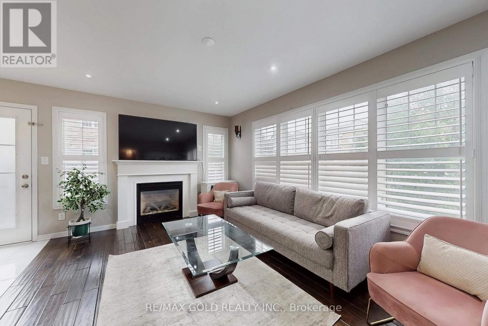 933 Raftis Crescent, Milton, Ontario  L9T 6Z1 - Photo 7 - W12470286
