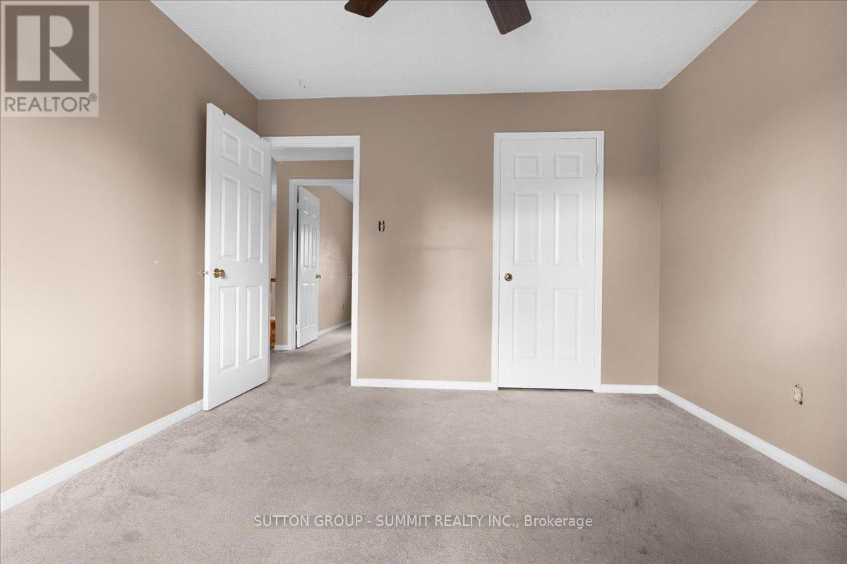 102 Sunforest Drive, Brampton, Ontario  L6Z 4B2 - Photo 33 - W12470292