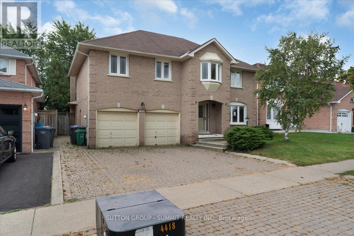102 Sunforest Drive, Brampton, Ontario  L6Z 4B2 - Photo 40 - W12470292