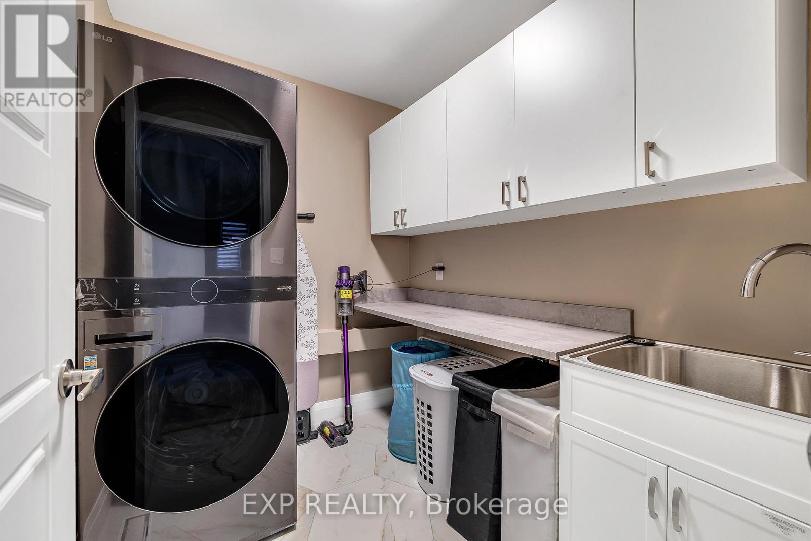 1394 Day Terrace, Milton (Fo Ford), Ontario  L9E 1E2 - Photo 27 - W12470296