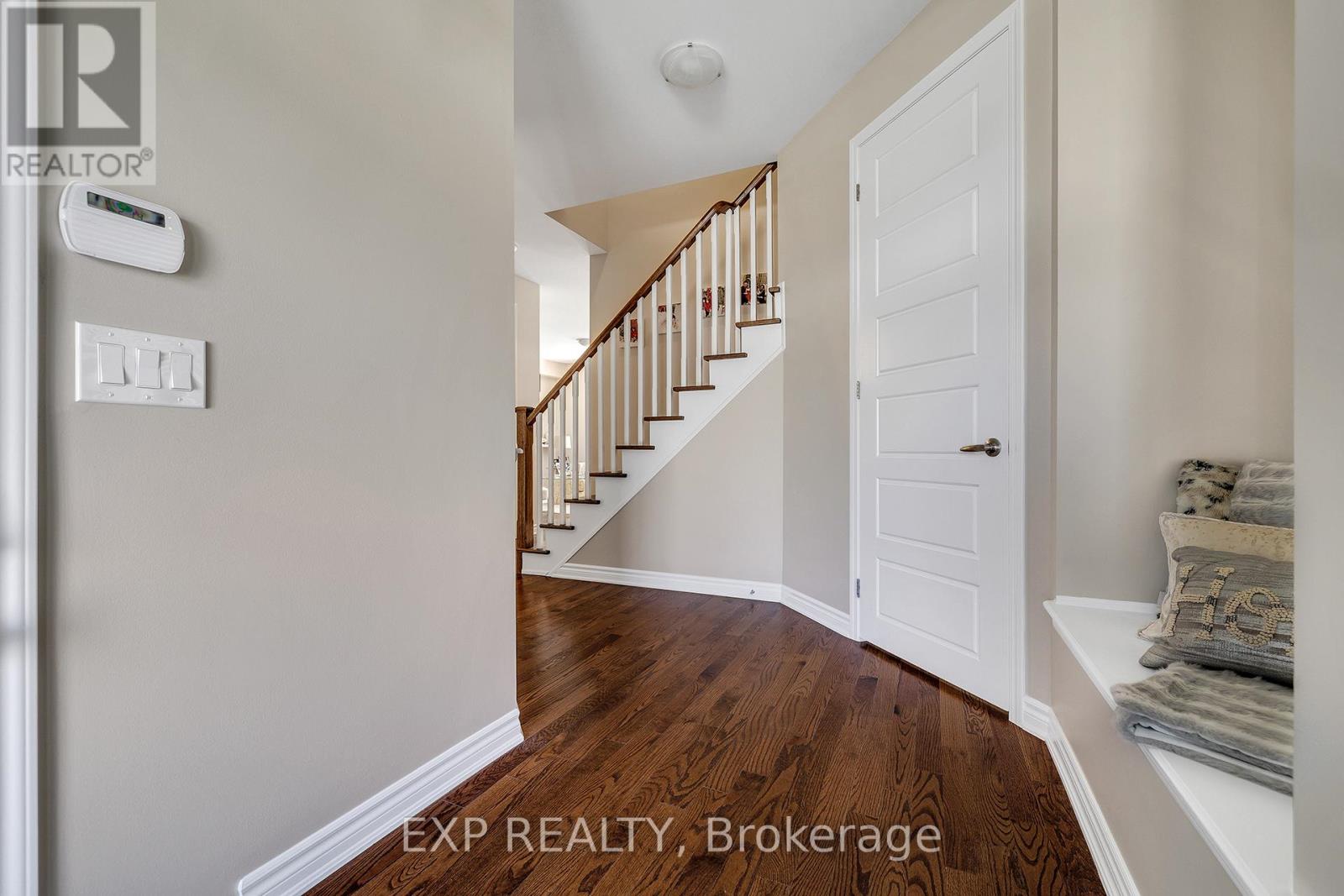 1394 Day Terrace, Milton (Fo Ford), Ontario  L9E 1E2 - Photo 4 - W12470296