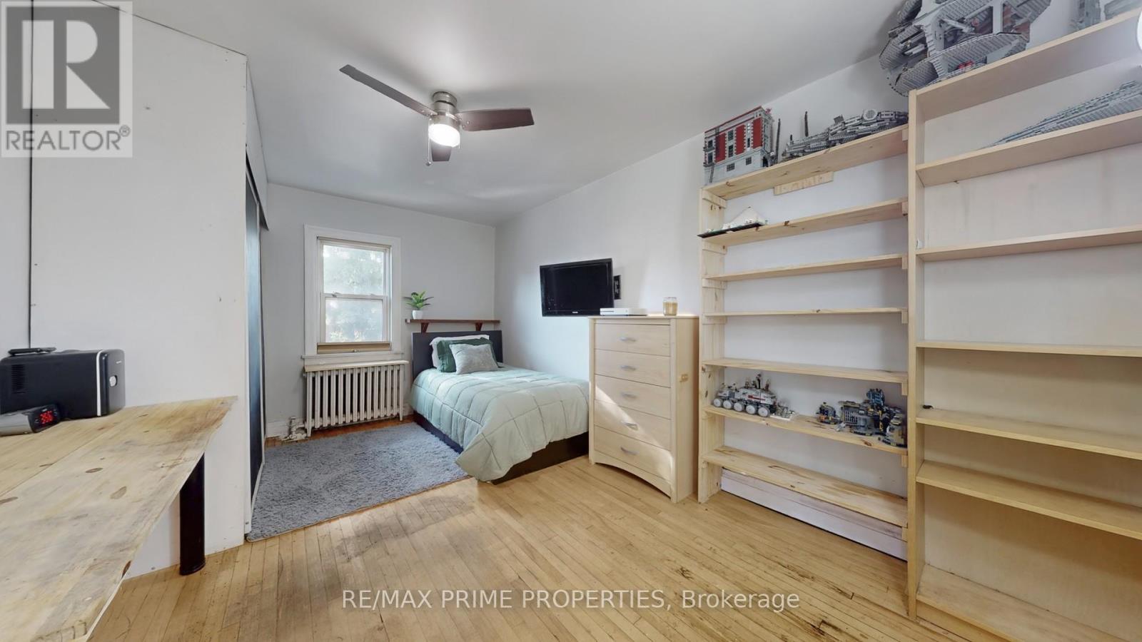 664 Durie Street, Toronto (Runnymede-Bloor West Village), Ontario  M6S 3H3 - Photo 13 - W12470298