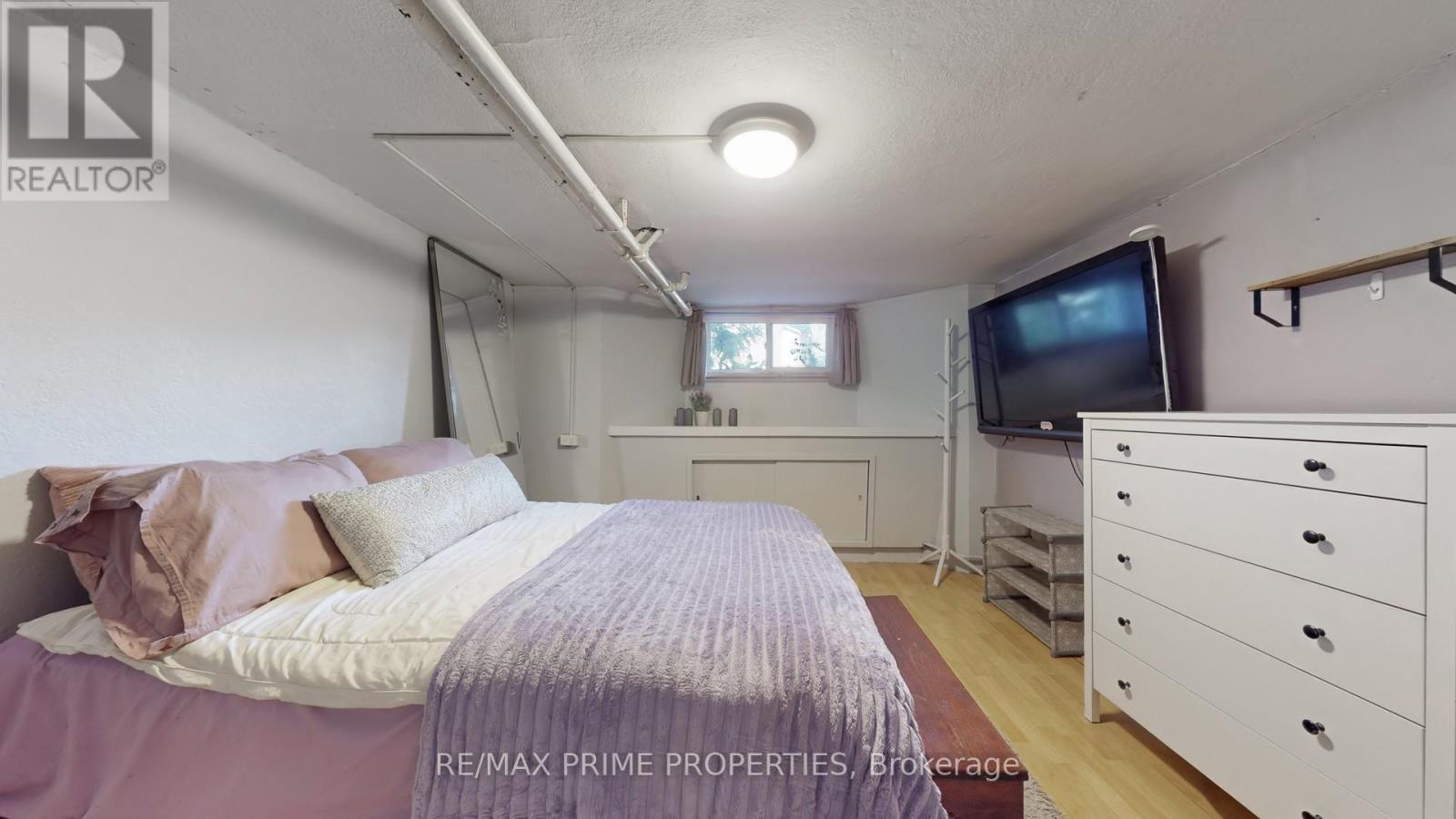 664 Durie Street, Toronto (Runnymede-Bloor West Village), Ontario  M6S 3H3 - Photo 17 - W12470298