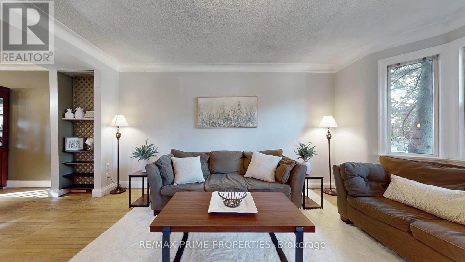 664 Durie Street, Toronto (Runnymede-Bloor West Village), Ontario  M6S 3H3 - Photo 3 - W12470298
