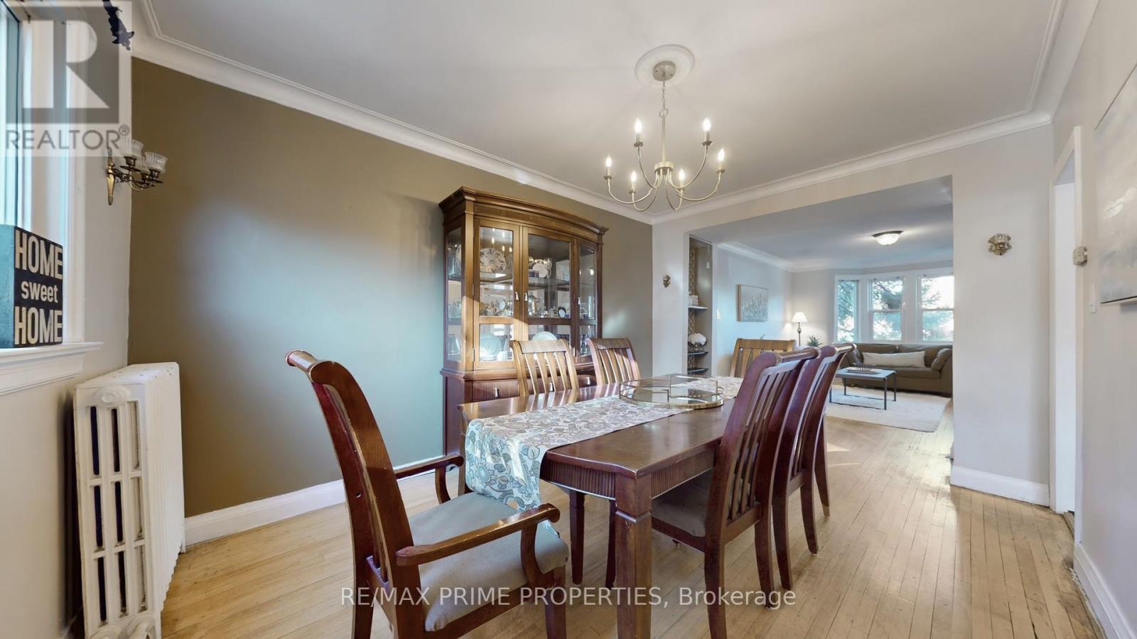 664 Durie Street, Toronto (Runnymede-Bloor West Village), Ontario  M6S 3H3 - Photo 5 - W12470298