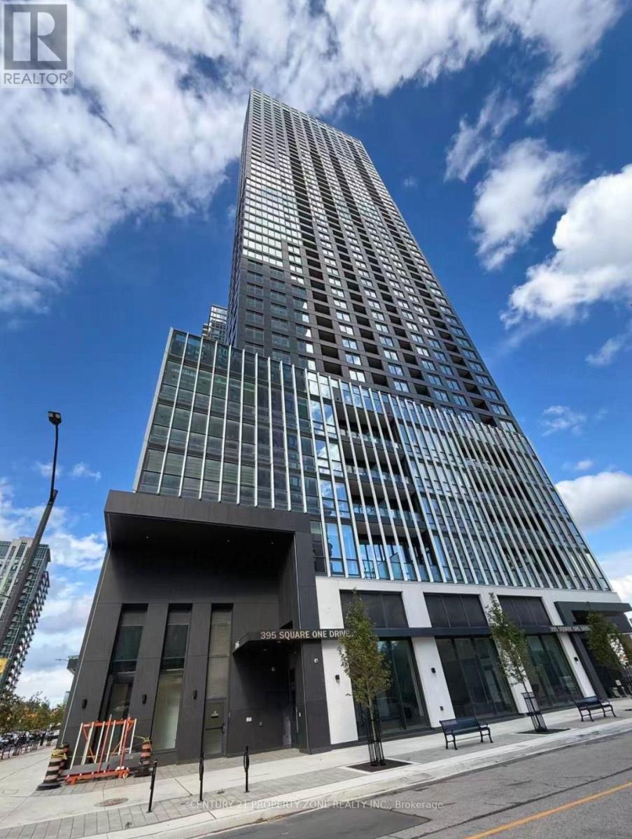 3902 - 395 Square One Drive N, Mississauga (City Centre), Ontario  L5B 0P6 - Photo 3 - W12470308