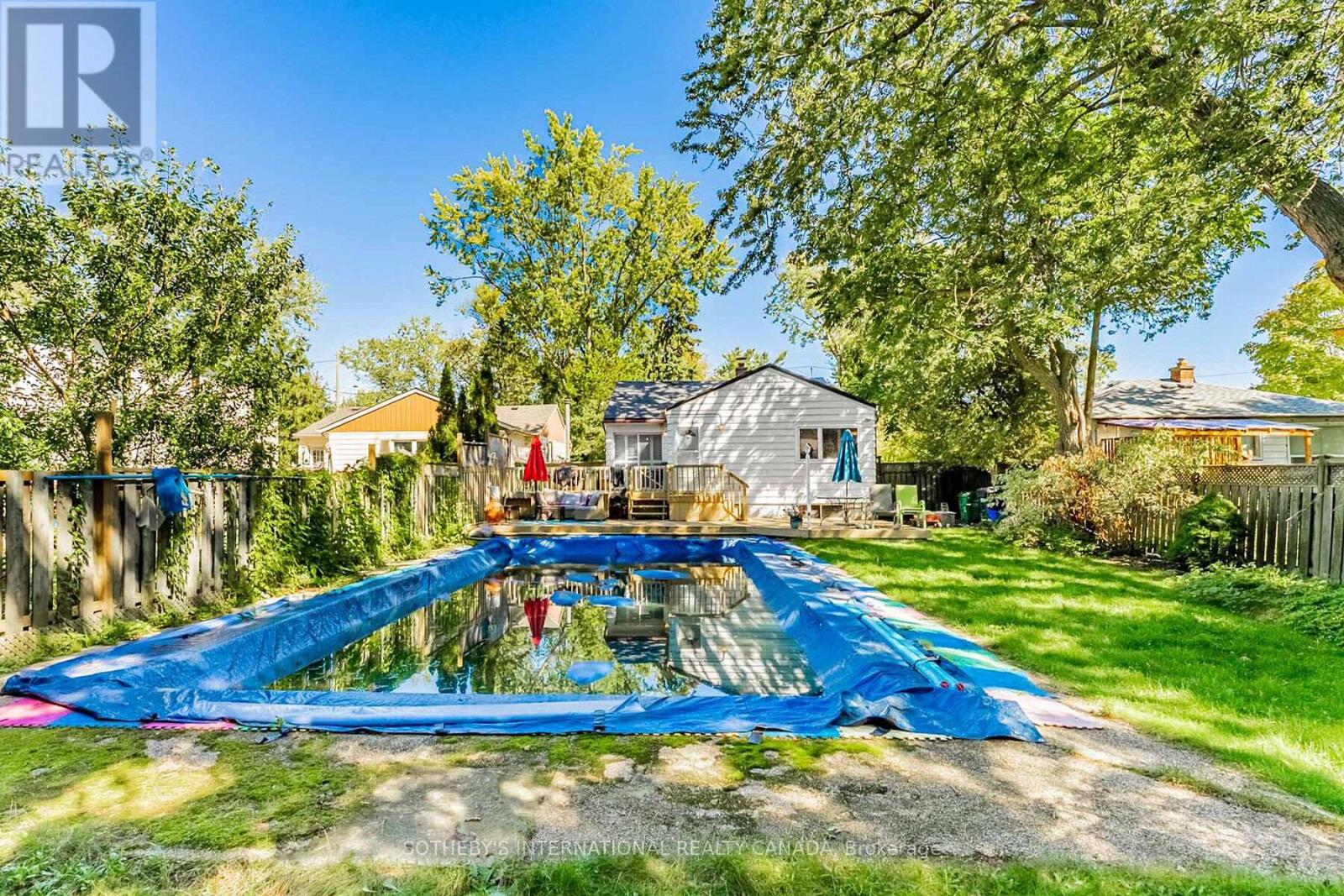 1218 Lakebreeze Drive, Mississauga, Ontario  L5G 3W6 - Photo 7 - W12470311